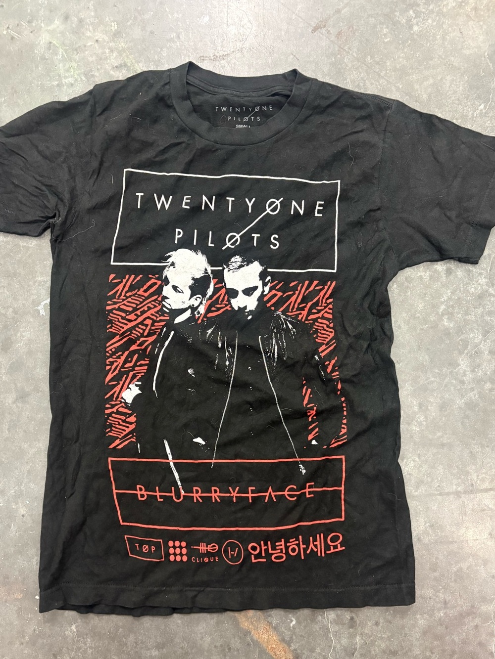 Twenty One Pilots Blurryface Duo Portrait Graphic Tee Shirt Small